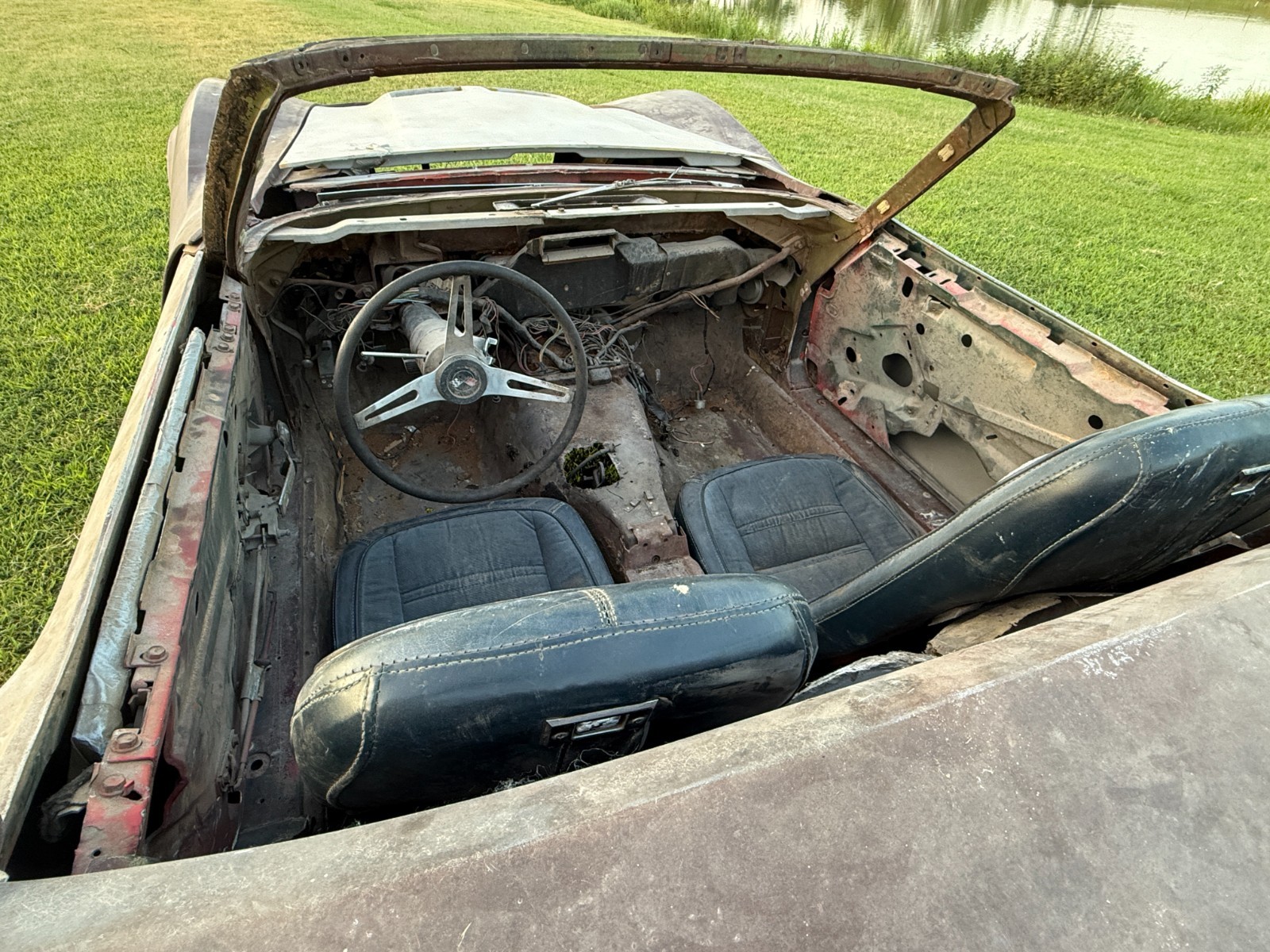 Chevrolet-Corvette-1969-Convertible-14