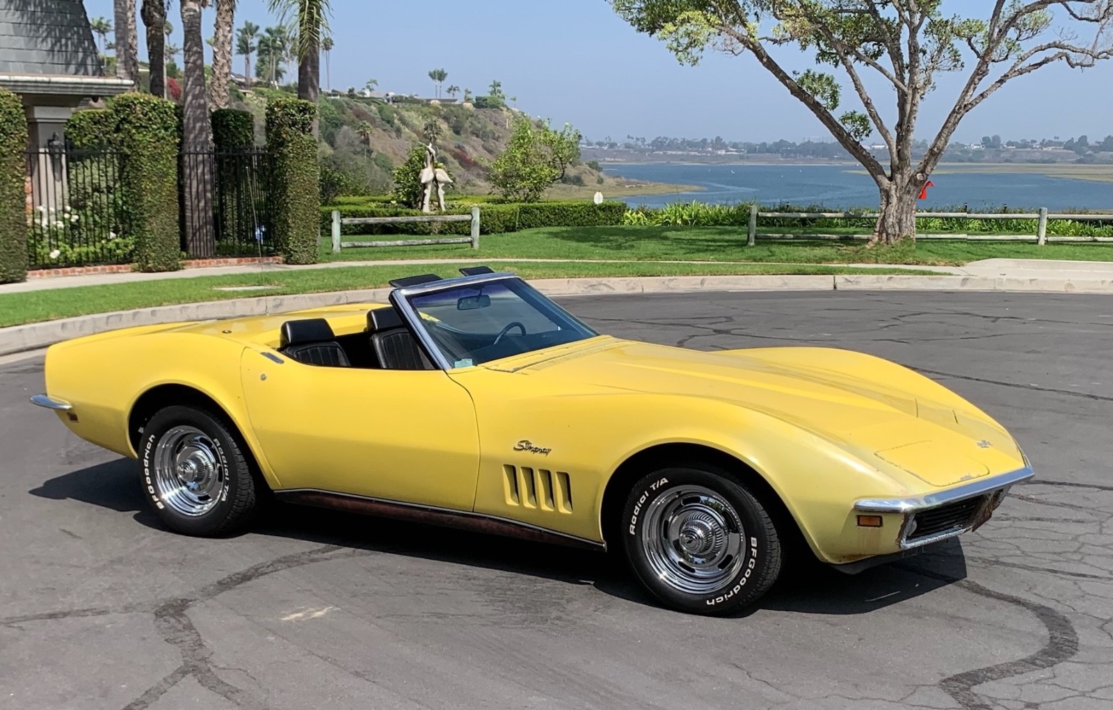 Chevrolet-Corvette-1969-Convertible-17