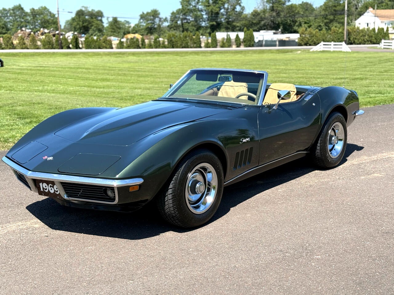Chevrolet-Corvette-1969-Convertible-2