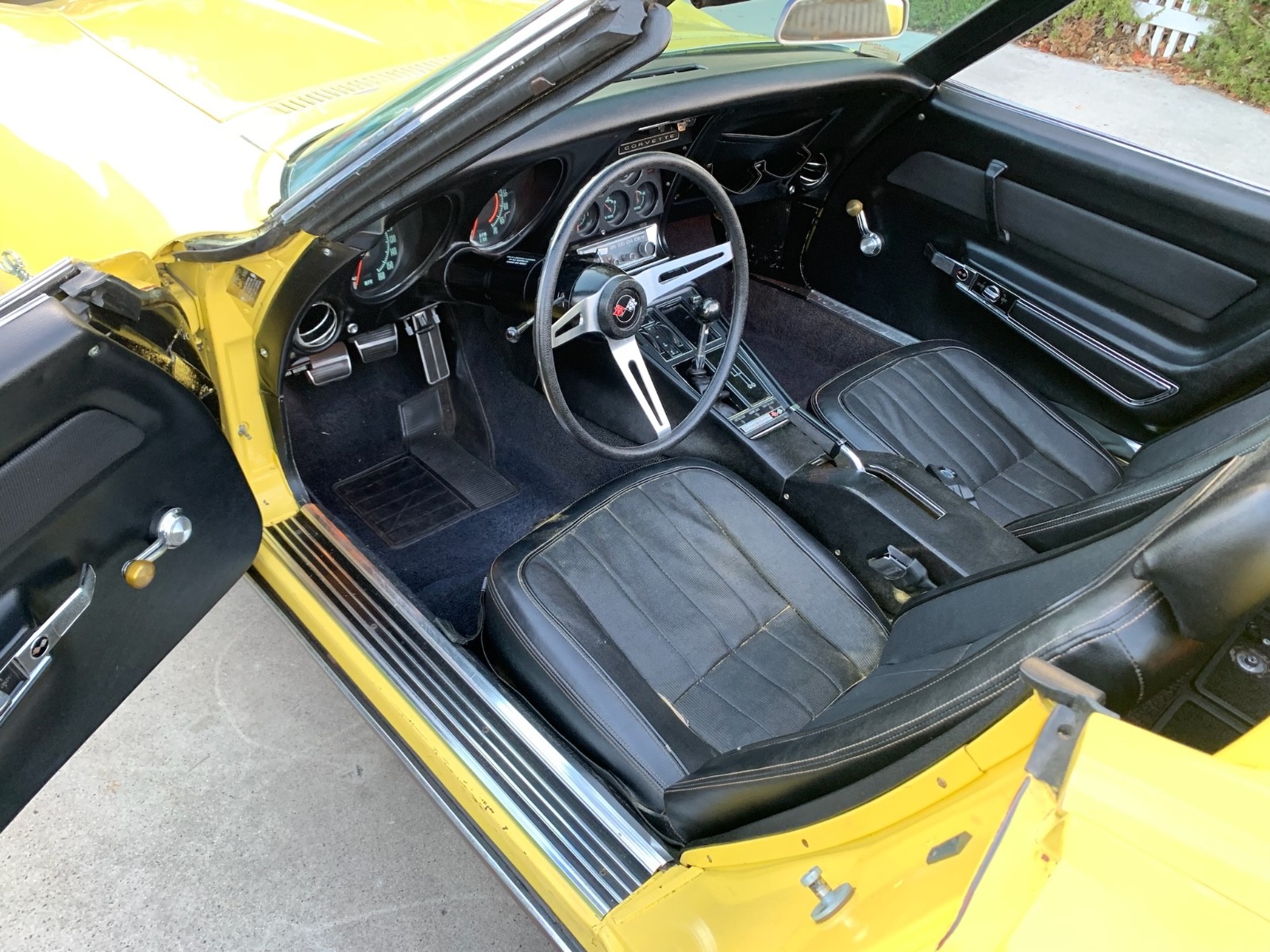 Chevrolet-Corvette-1969-Convertible-20