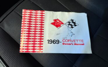 Chevrolet-Corvette-1969-Convertible-23