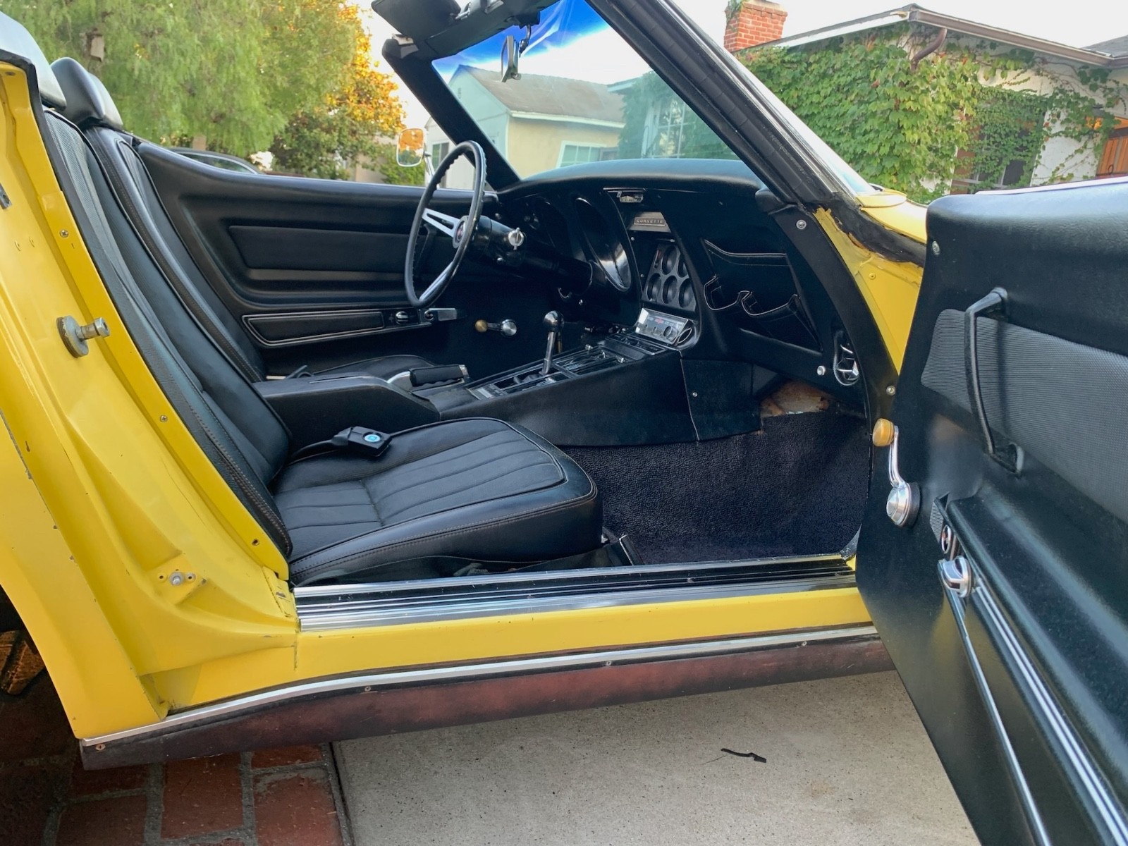 Chevrolet-Corvette-1969-Convertible-27