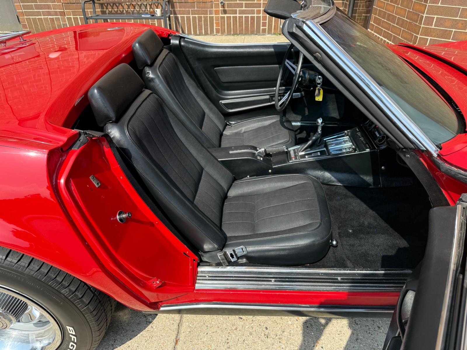 Chevrolet-Corvette-1969-Convertible-27