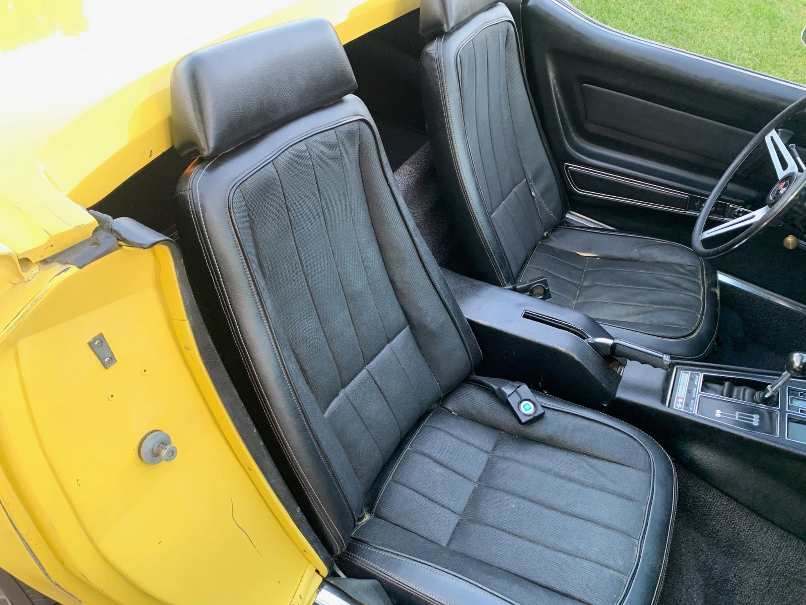 Chevrolet-Corvette-1969-Convertible-28