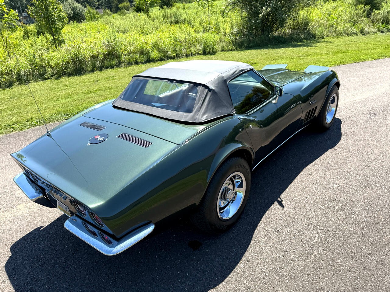 Chevrolet-Corvette-1969-Convertible-7