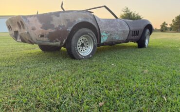 Chevrolet-Corvette-1969-Convertible-8