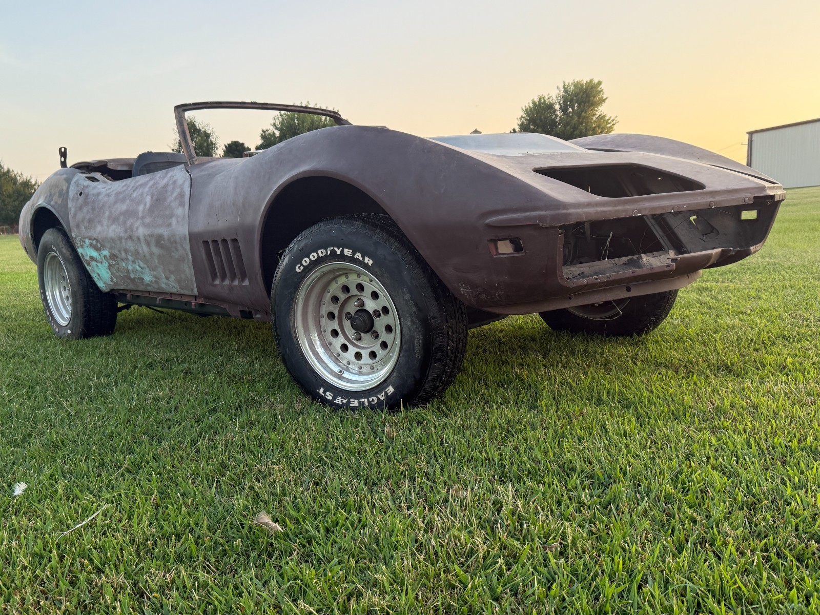 Chevrolet-Corvette-1969-Convertible-9
