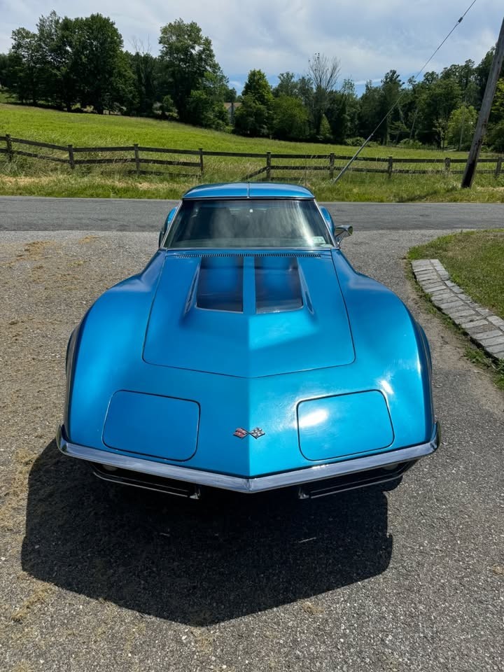 Chevrolet-Corvette-1969-Coupe-4