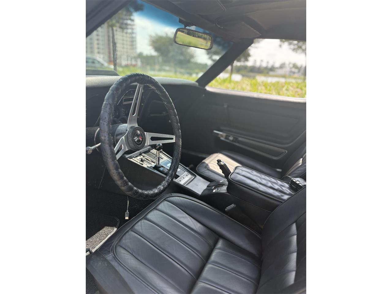 Chevrolet-Corvette-1969-Tuxedo-Black-Black-13