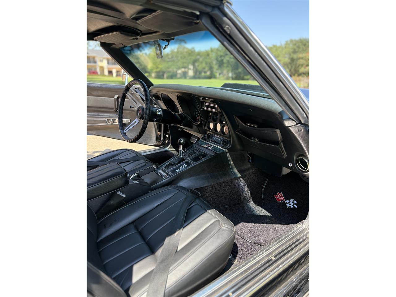 Chevrolet-Corvette-1969-Tuxedo-Black-Black-7