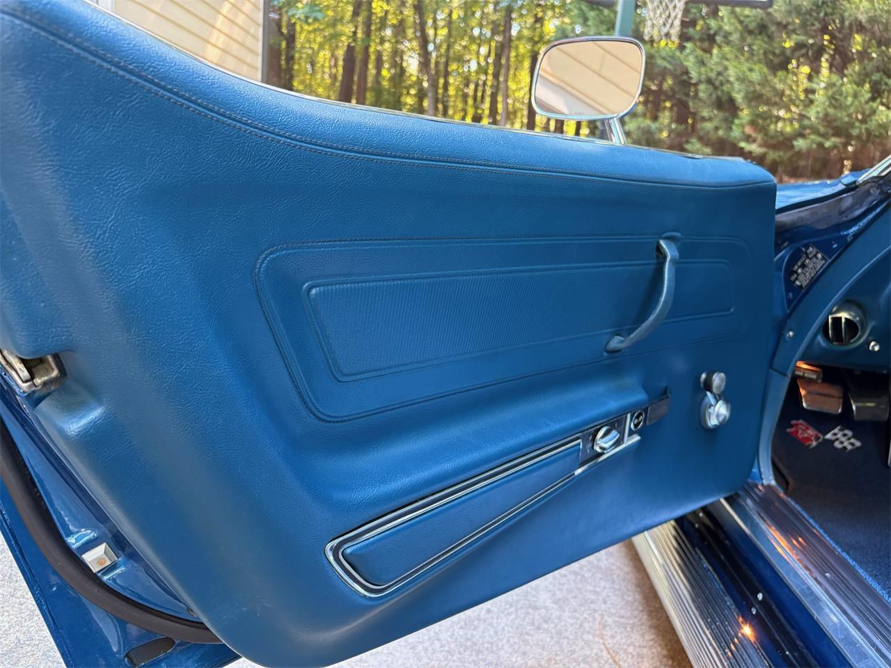 Chevrolet-Corvette-1971-Bridgehampton-Blue-Blue-11