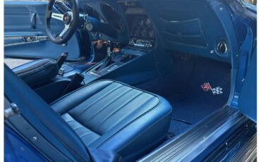 Chevrolet-Corvette-1971-Bridgehampton-Blue-Blue-14