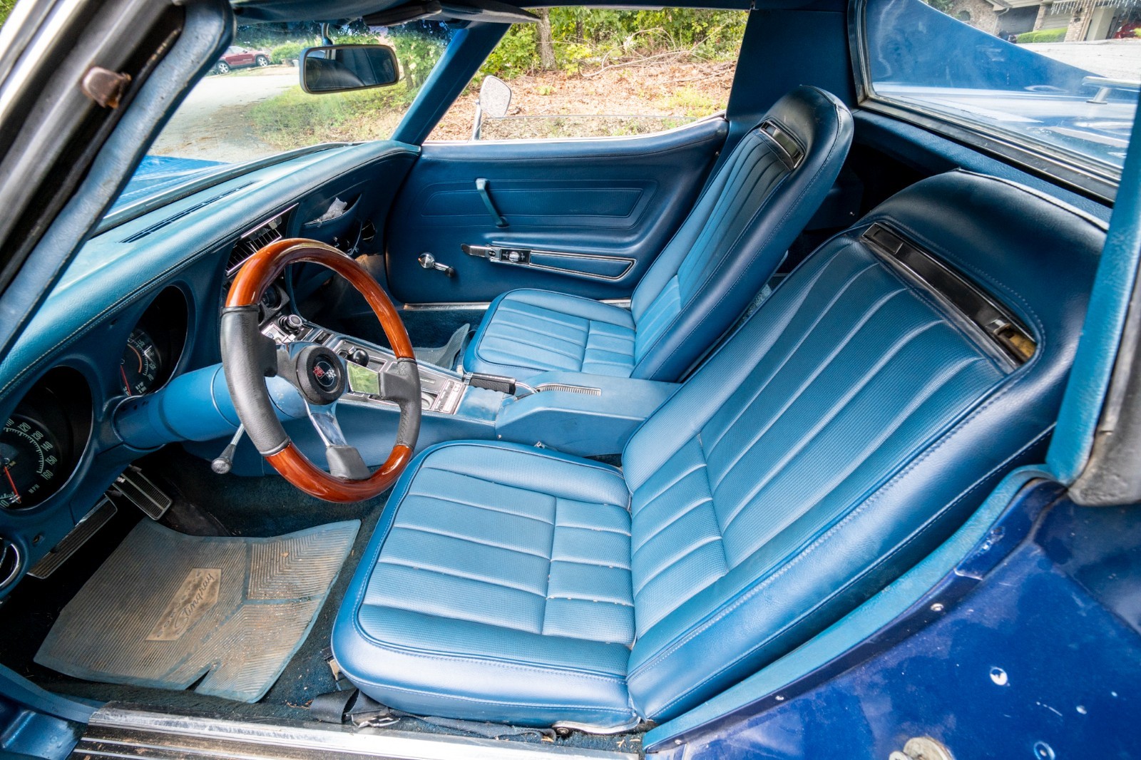 Chevrolet-Corvette-1971-Coupe-7
