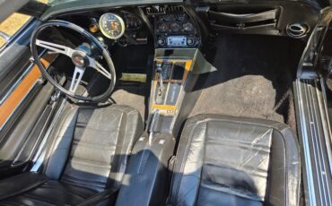 Chevrolet-Corvette-1972-Black-Black-19