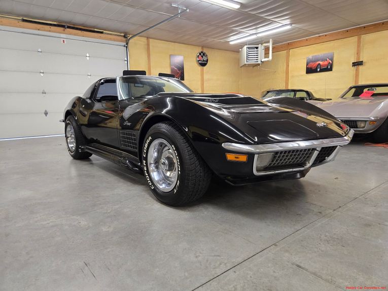 Chevrolet-Corvette-1972-Black-Black-27
