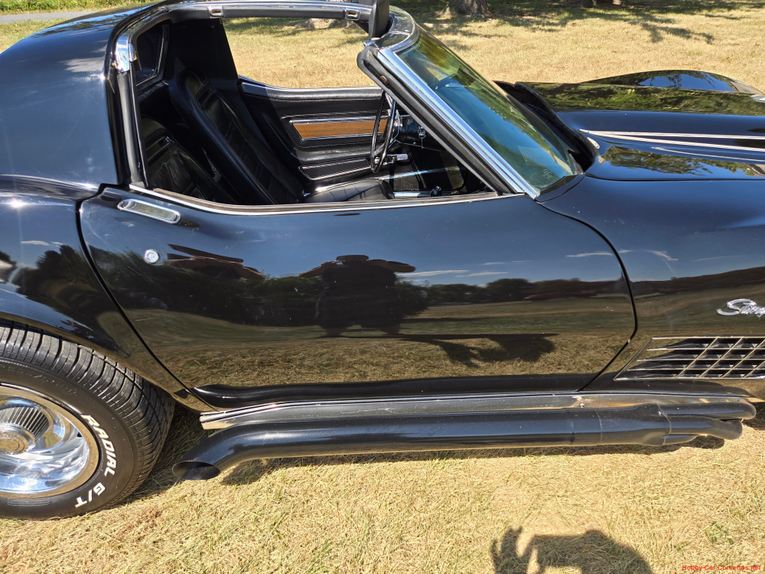 Chevrolet-Corvette-1972-Black-Black-29