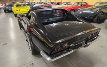 Chevrolet-Corvette-1972-Black-Black-35