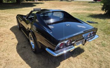 Chevrolet-Corvette-1972-Black-Black-4