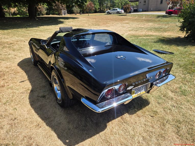 Chevrolet-Corvette-1972-Black-Black-4