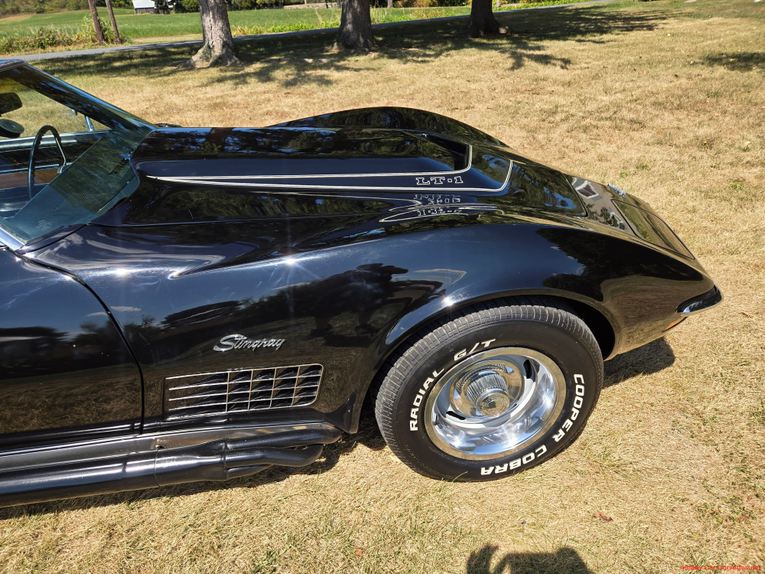 Chevrolet-Corvette-1972-Black-Black-5