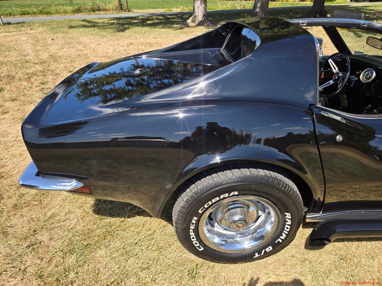 Chevrolet-Corvette-1972-Black-Black-6