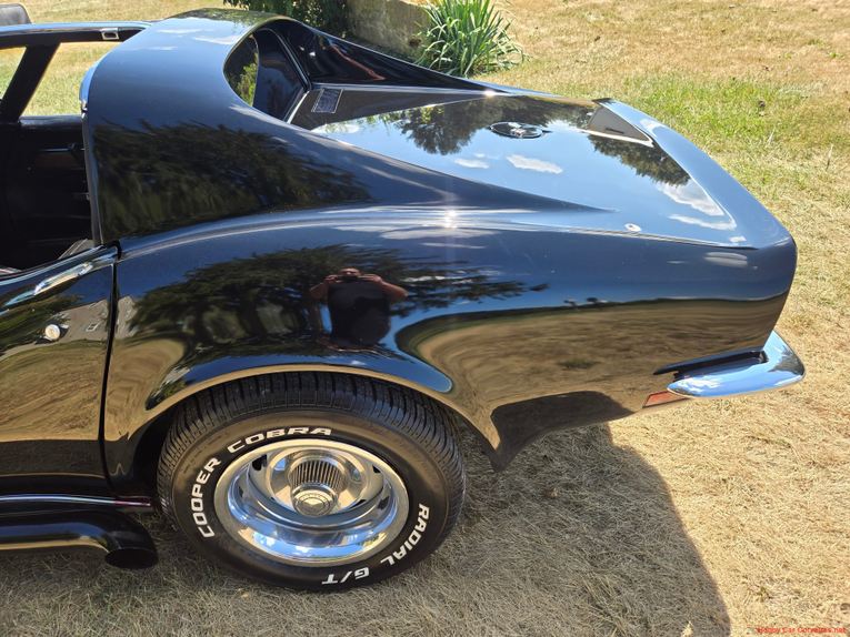 Chevrolet-Corvette-1972-Black-Black-7