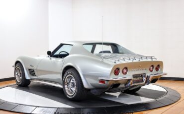 Chevrolet-Corvette-1972-Coupe-11