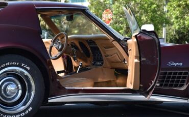 Chevrolet-Corvette-1972-Coupe-16