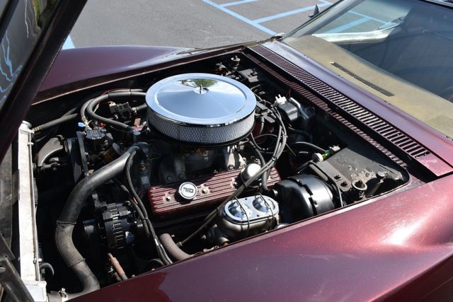 Chevrolet-Corvette-1972-Coupe-19