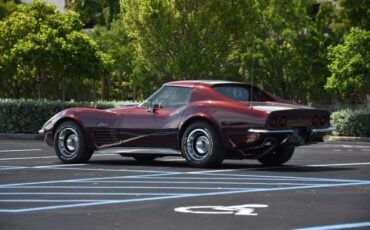 Chevrolet-Corvette-1972-Coupe-3