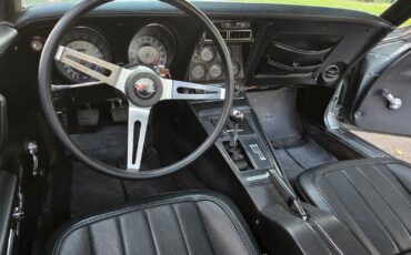 Chevrolet-Corvette-1972-Coupe-3