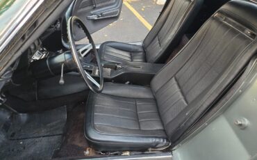 Chevrolet-Corvette-1972-Coupe-4