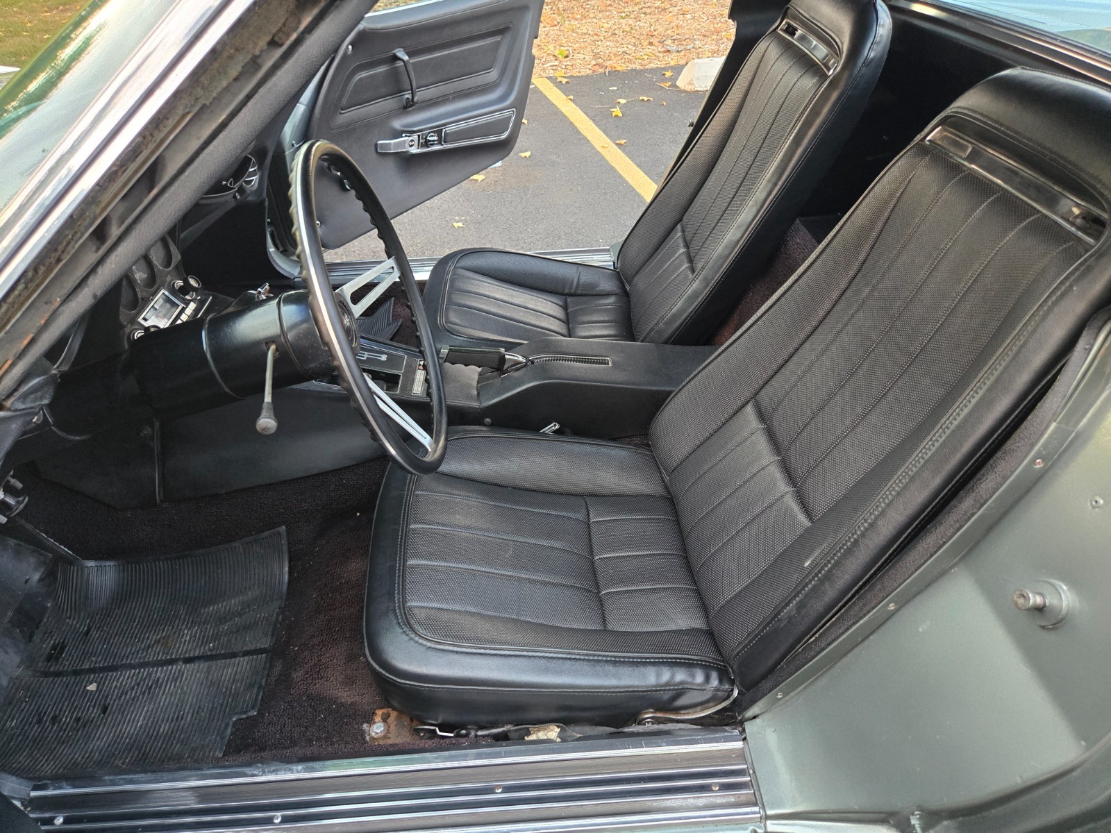 Chevrolet-Corvette-1972-Coupe-4