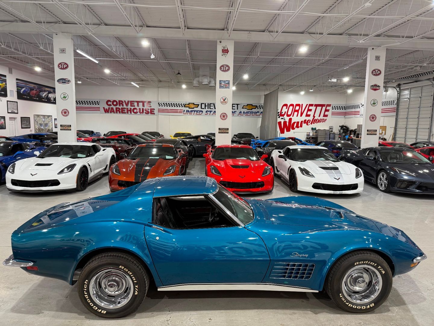 Chevrolet-Corvette-1972-Coupe-4
