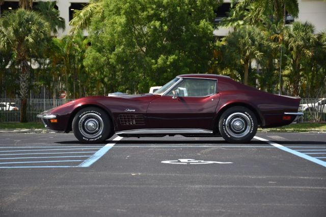 Chevrolet-Corvette-1972-Coupe-5
