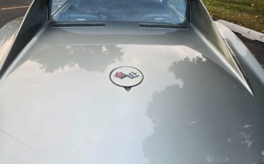 Chevrolet-Corvette-1972-Coupe-7