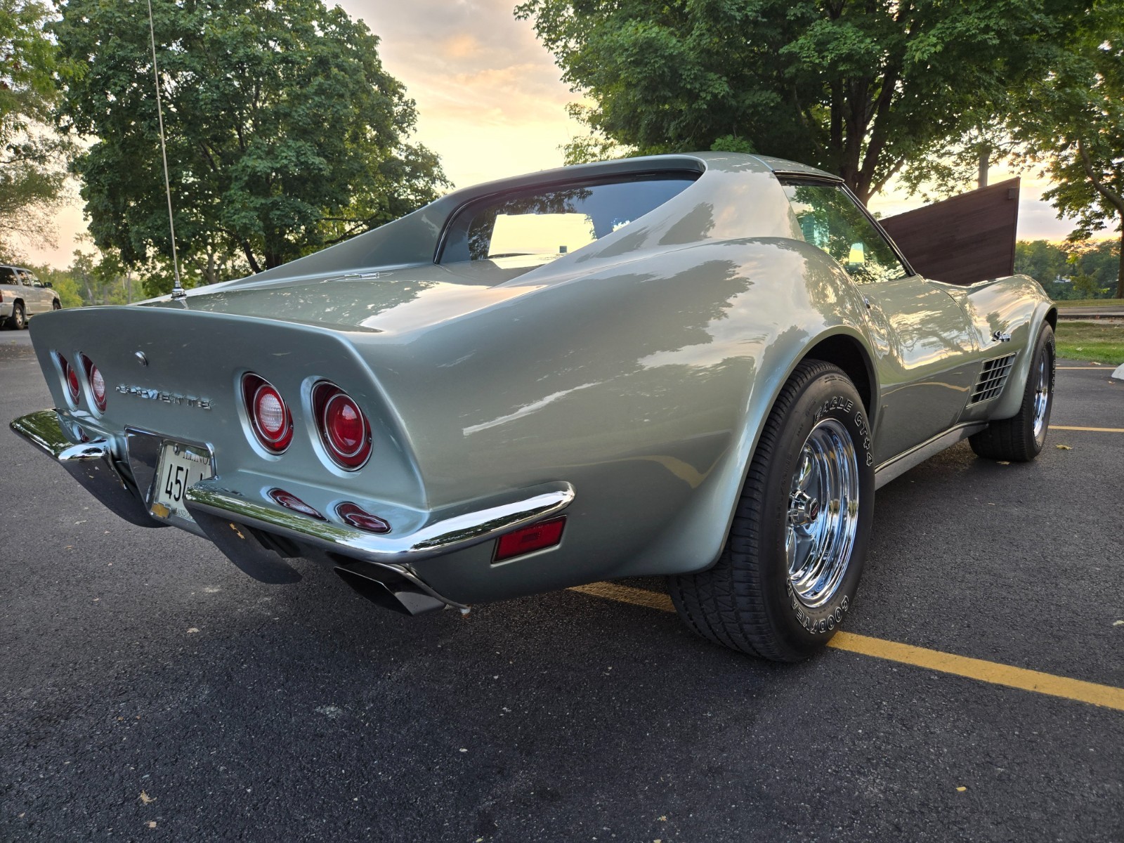 Chevrolet-Corvette-1972-Coupe-8