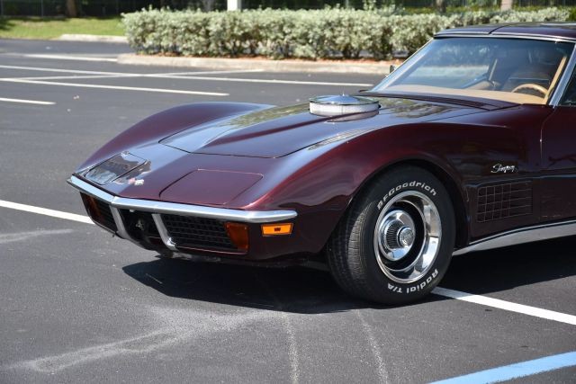 Chevrolet-Corvette-1972-Coupe-9