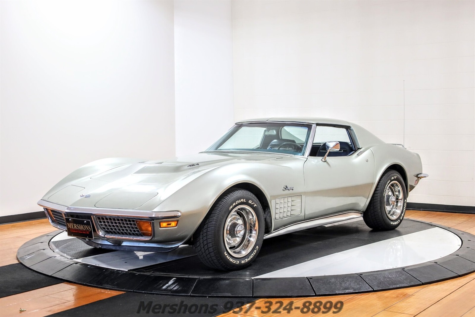 Chevrolet-Corvette-1972-Coupe-9