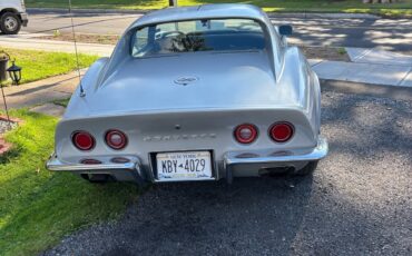 Chevrolet-Corvette-1973-1