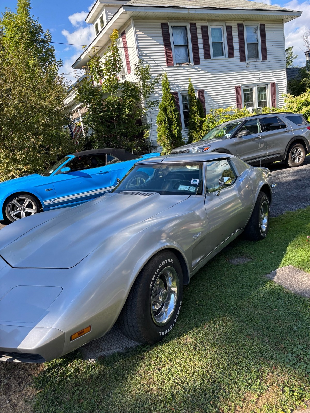 Chevrolet-Corvette-1973-3