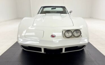 Chevrolet-Corvette-1973-Classic-White-Medium-Saddle-13