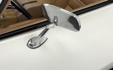 Chevrolet-Corvette-1973-Classic-White-Medium-Saddle-20