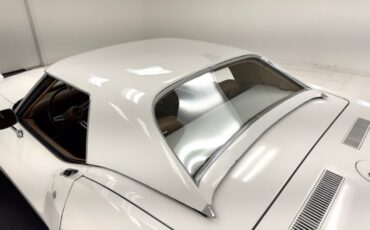 Chevrolet-Corvette-1973-Classic-White-Medium-Saddle-22