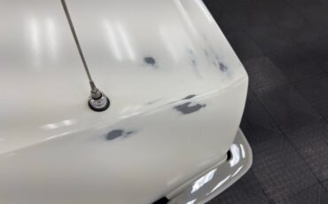 Chevrolet-Corvette-1973-Classic-White-Medium-Saddle-33