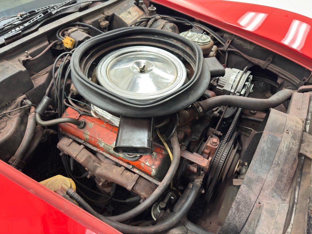 Chevrolet-Corvette-1973-Coupe-26