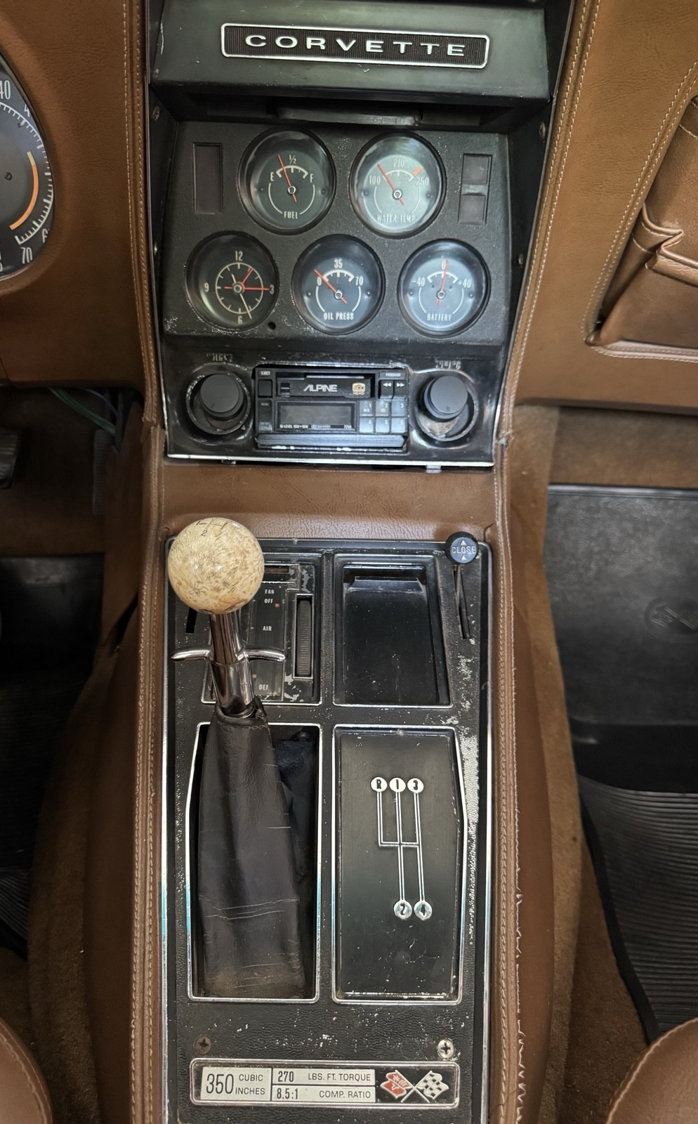 Chevrolet-Corvette-1973-Coupe-9