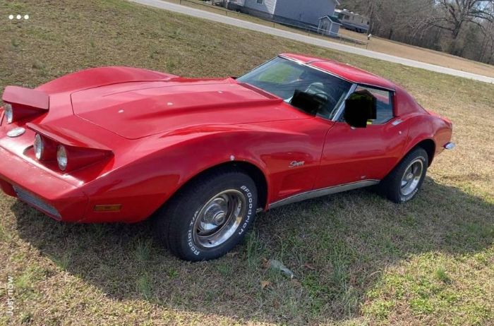 Chevrolet-Corvette-1973-Red-2