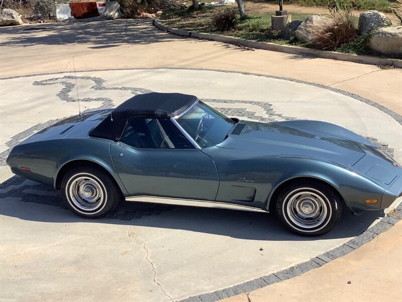 Chevrolet-Corvette-1974-Convertible-15