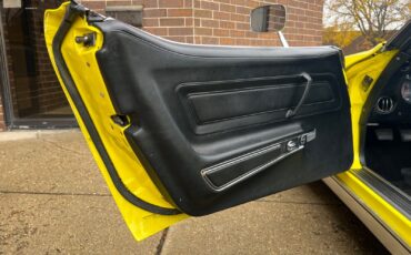 Chevrolet-Corvette-1974-Convertible-26